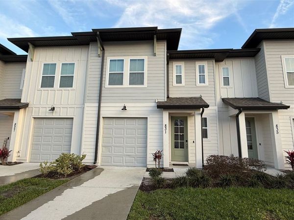 831 LONGBOAT DRIVE , DAVENPORT, FL 33896