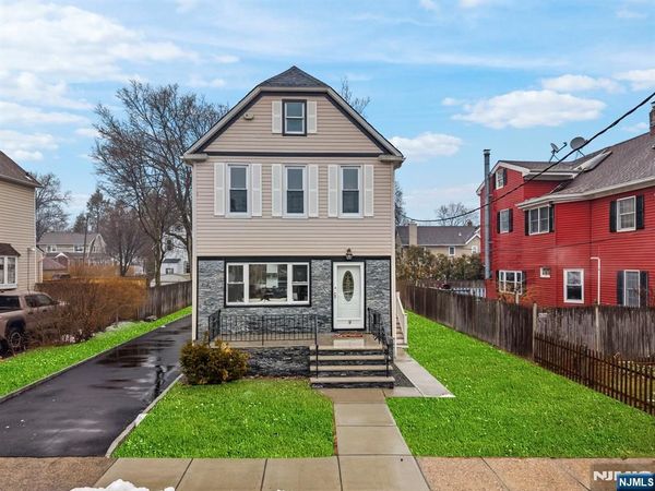 59 Washington Avenue, MAYWOOD, NJ 07607