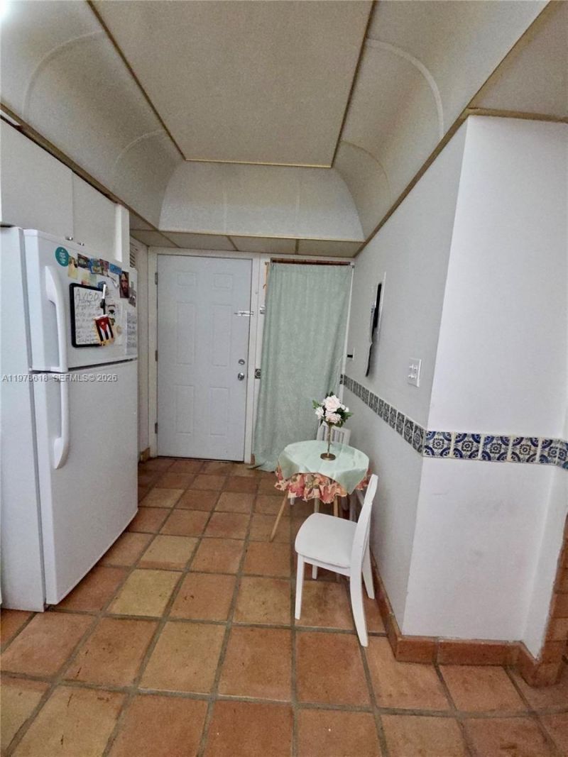 1750 NE 191st St , Unit 620-3, Miami, FL 33179 Photo