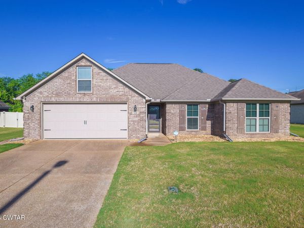 13 White Birch Drive, Jackson, TN 38305