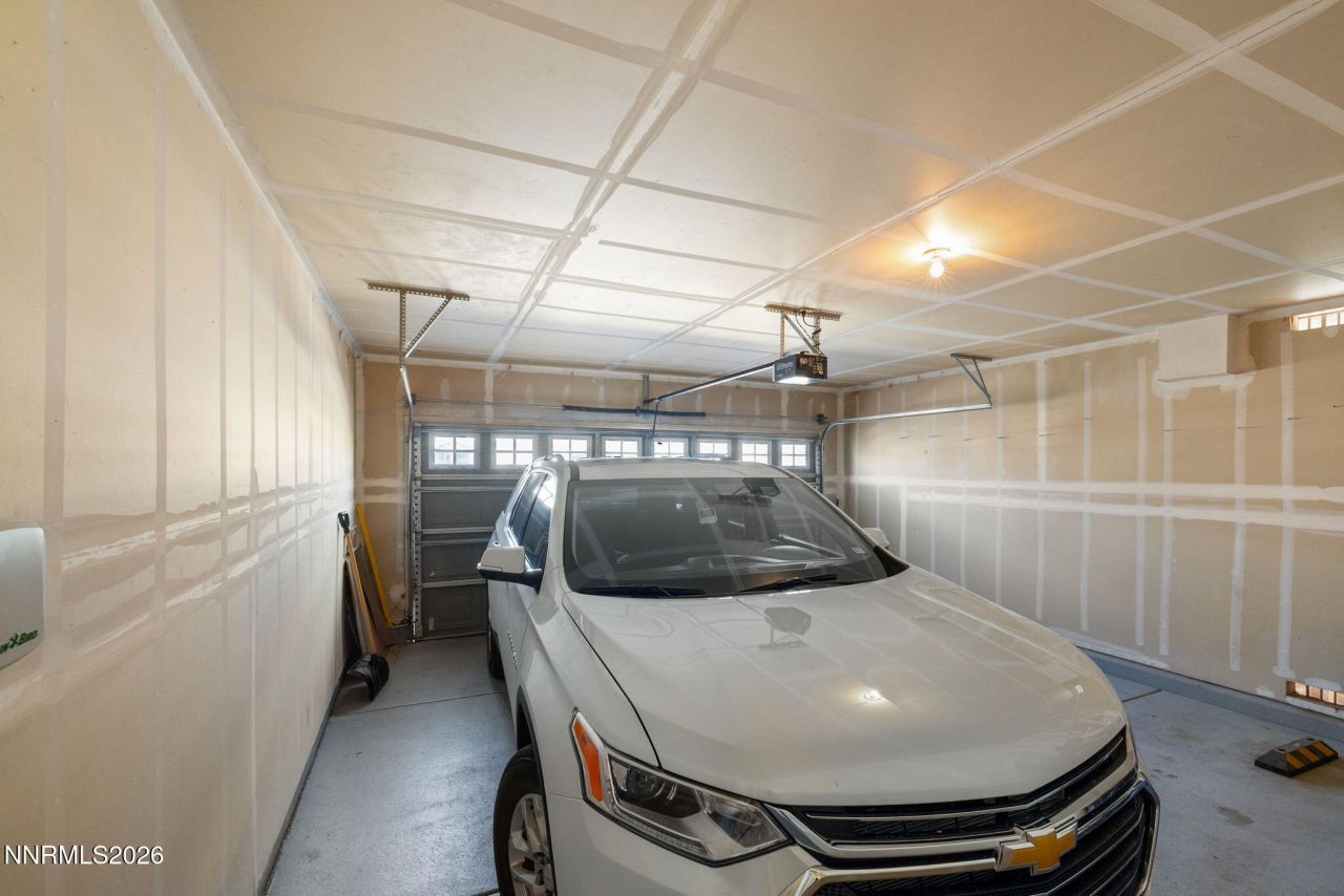 8925 Silverkist Drive, Reno, NV 89506 Photo