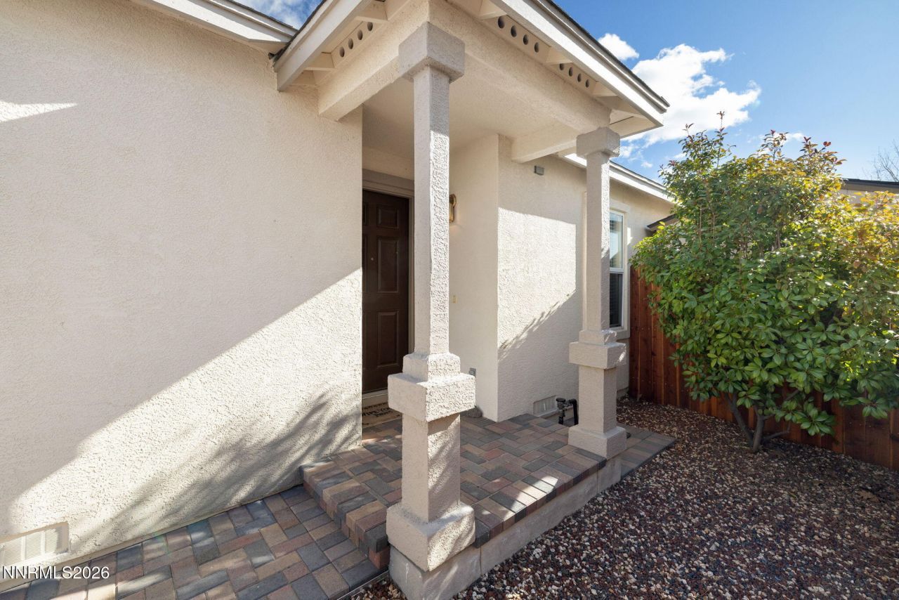 8925 Silverkist Drive, Reno, NV 89506 Photo