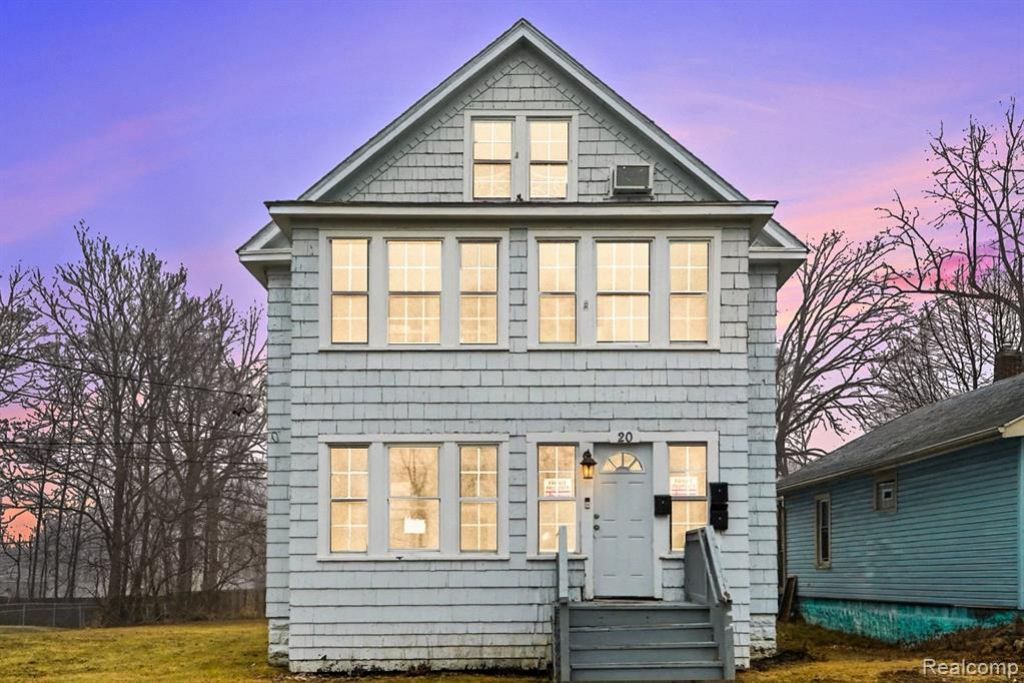 20 Frank Street, Pontiac, MI 48342 Main Photo