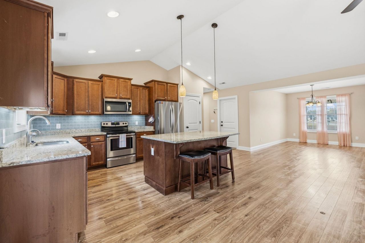 307 Purdue Ct. Photo 12