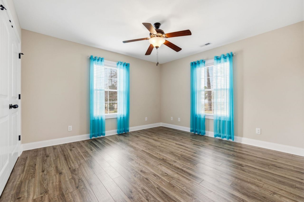 307 Purdue Ct. Photo 17