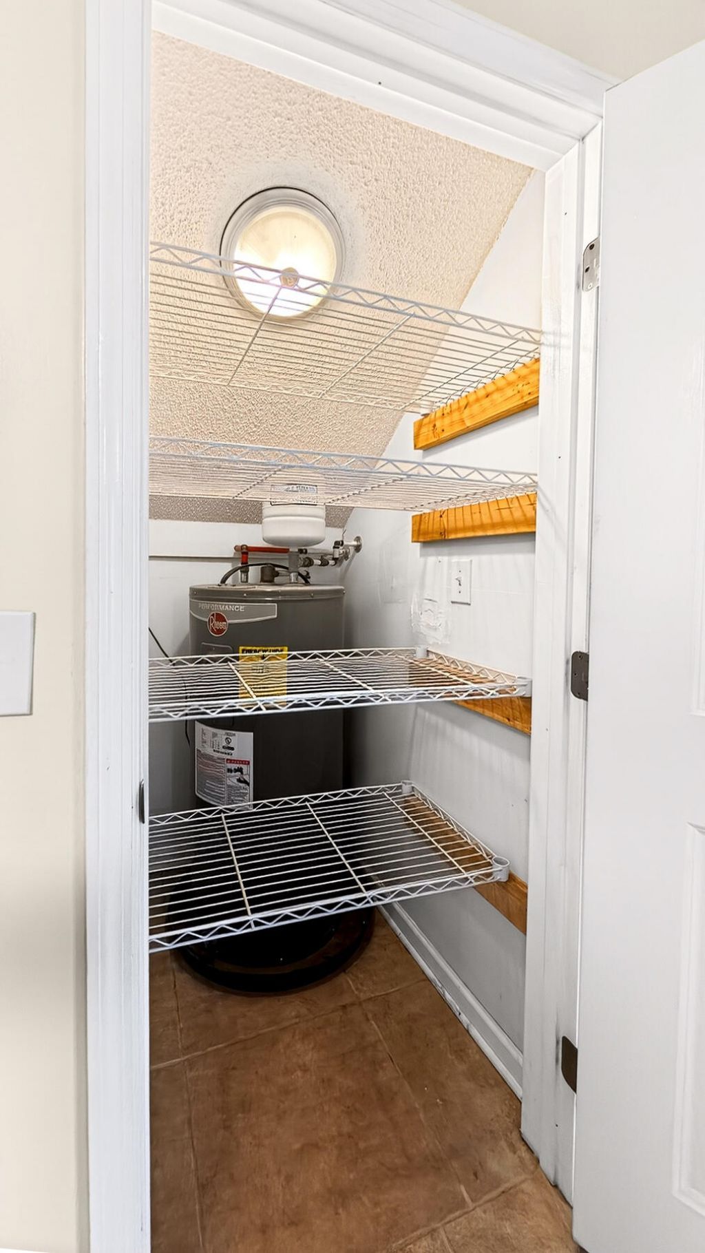 117 Pemberton Road Photo 33