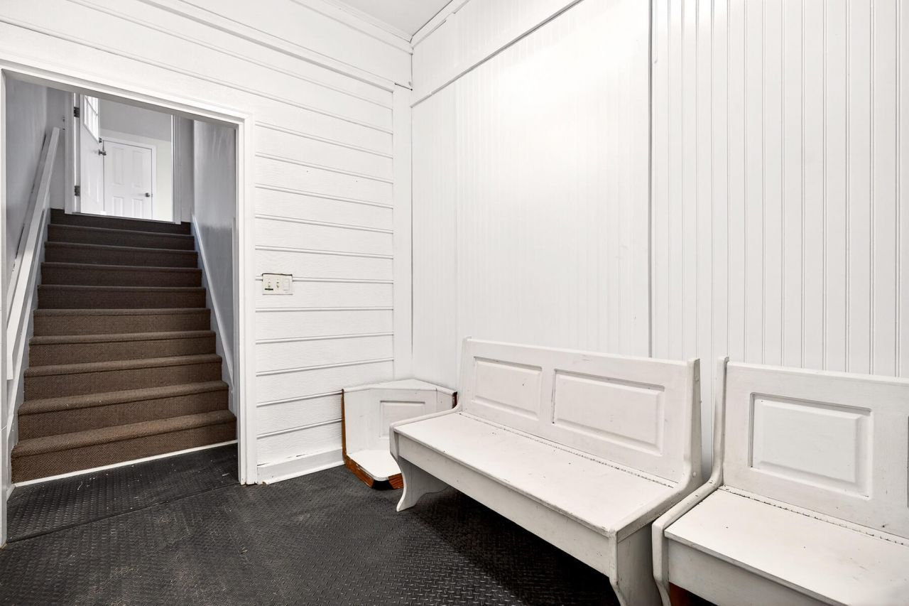 117 Pemberton Road Photo 36