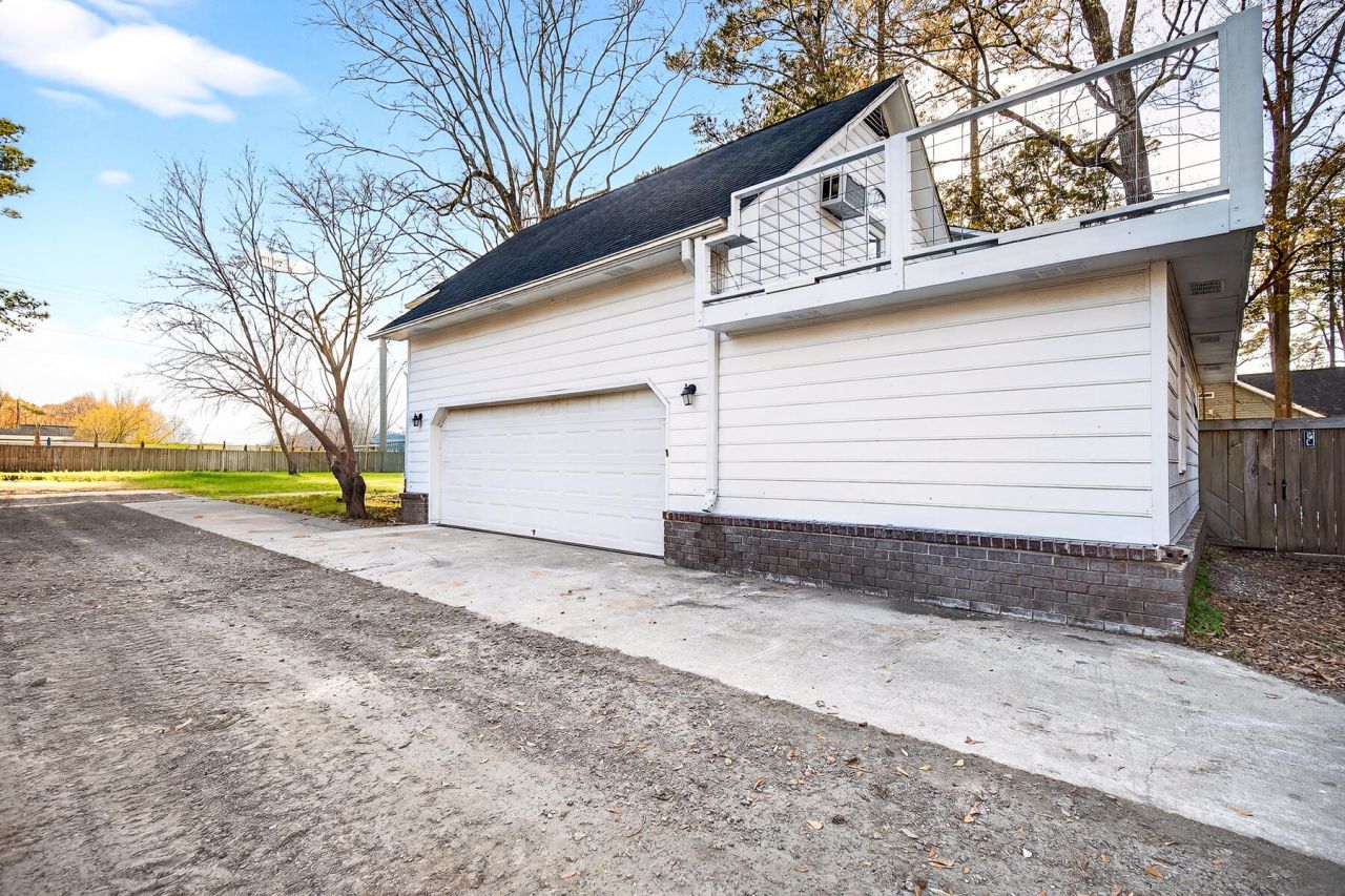 117 Pemberton Road Photo 6