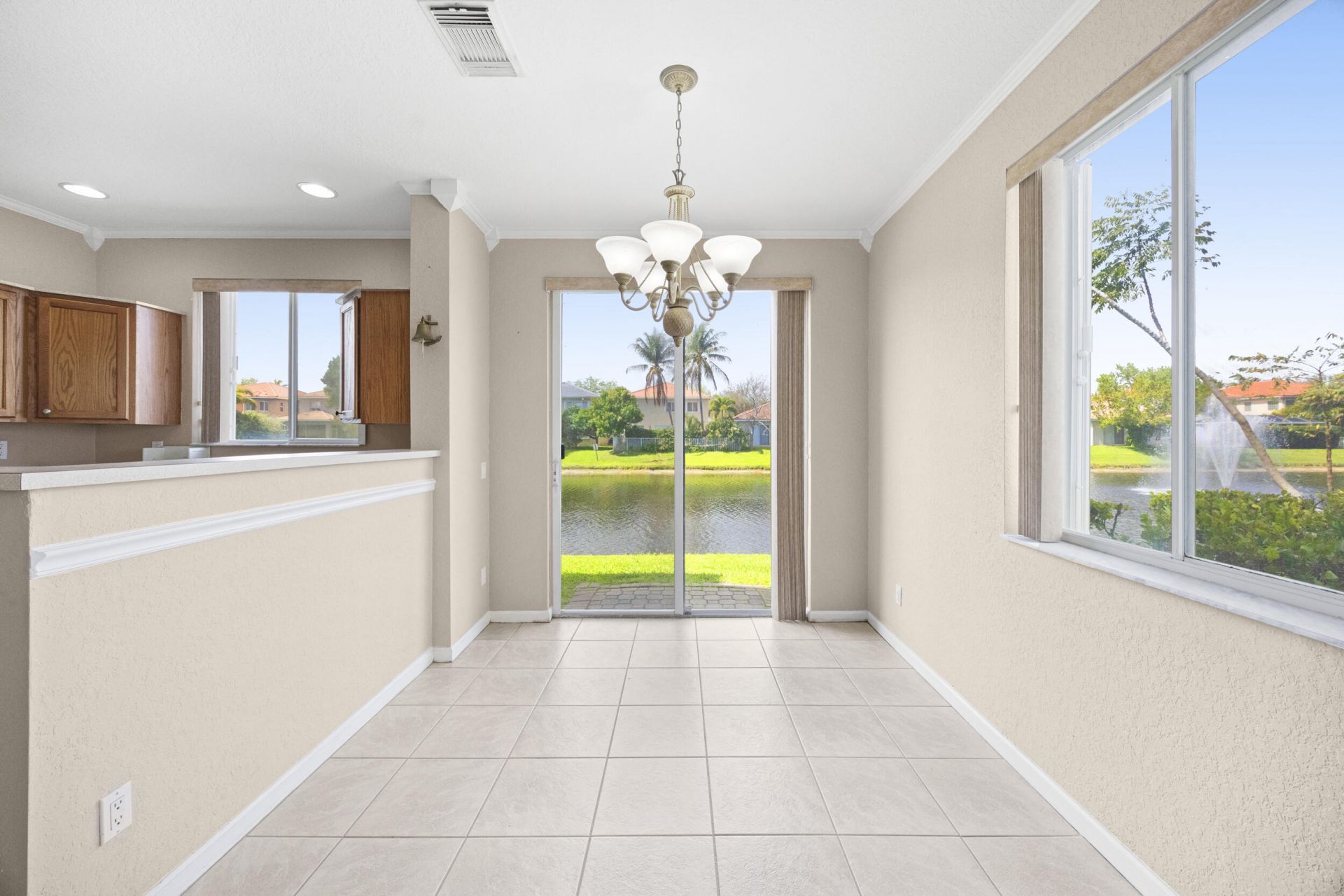 3069 Laurel Ridge Circle, Riviera Beach, FL 33404 Photo