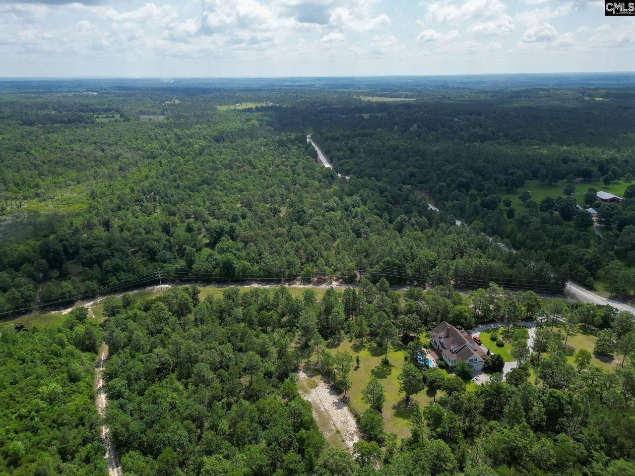 196 Hound Hollow Road  Photo 8