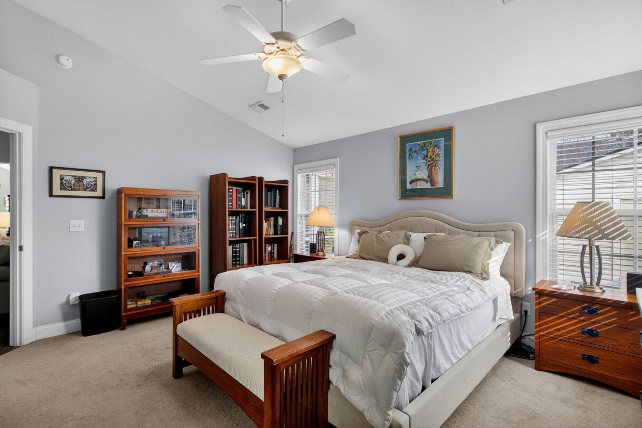 102 Torrey Pines Drive Photo 17