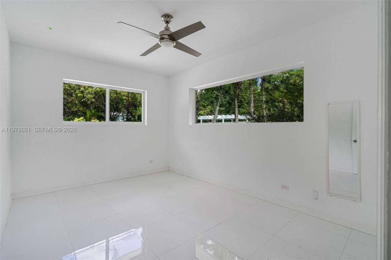 5714 SW 80th St, South Miami, FL 33143 Photo