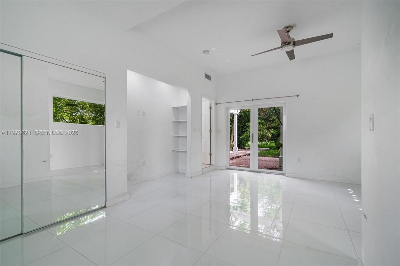 5714 SW 80th St, South Miami, FL 33143 Photo