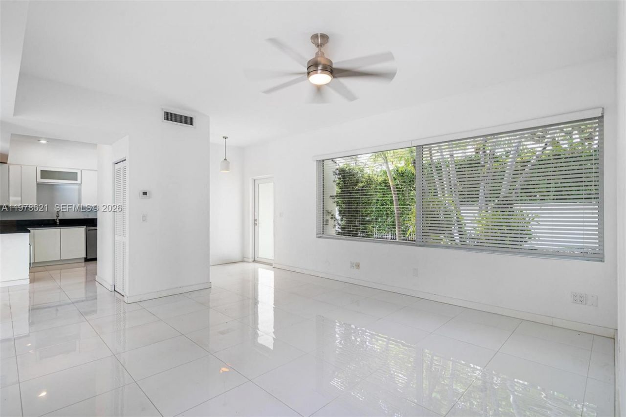 5714 SW 80th St, South Miami, FL 33143 Photo