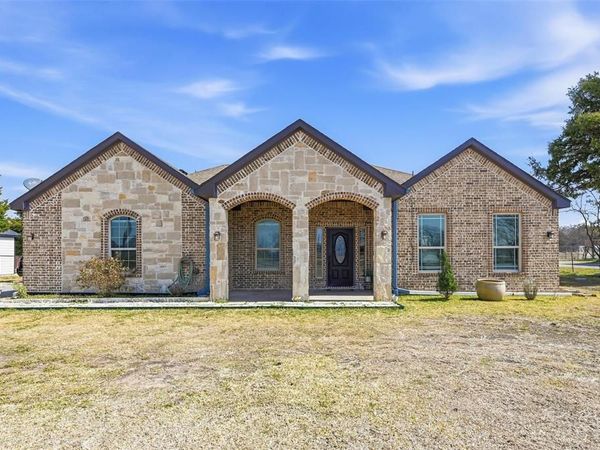 559 Northstar Road, Fate, TX 75189