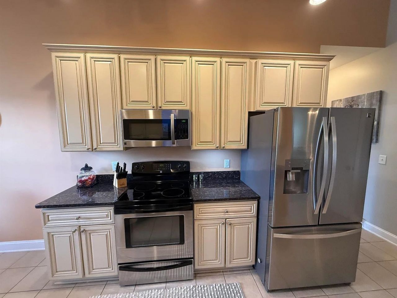 245 Colby Ct. Photo 10