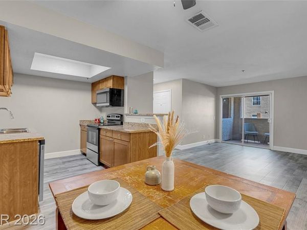 4200 S Valley View Boulevard, Unit 1069, Las Vegas, NV 89103