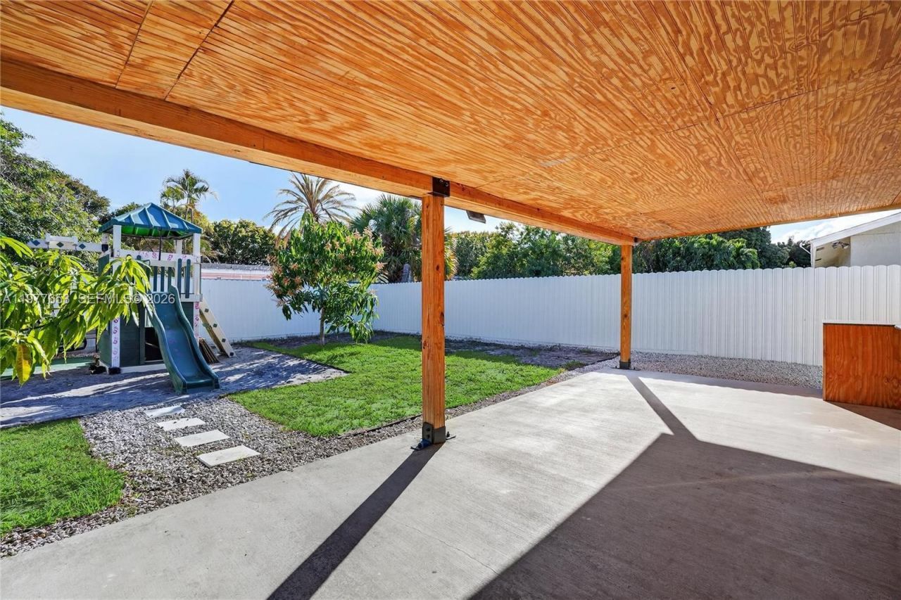 1318 13th St, West Palm Beach, FL 33401 Photo