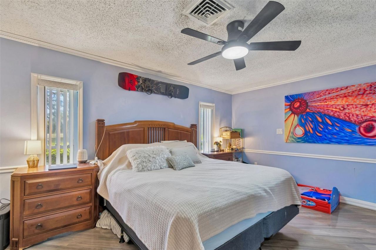 1807 Oak Forest Drive S, Clearwater, FL 33759 Photo