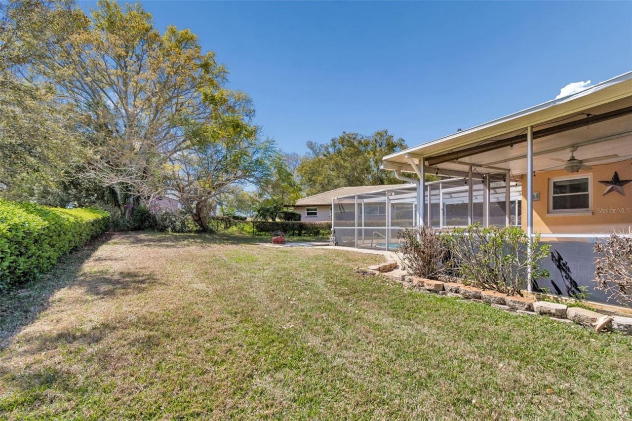 1807 Oak Forest Drive S, Clearwater, FL 33759 Photo