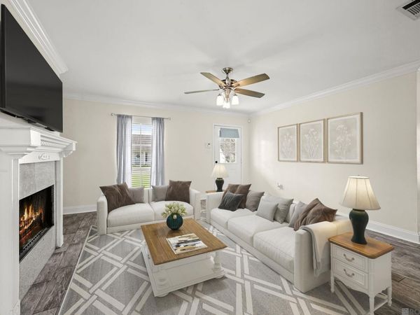 11186 Henson Dr, Greenwell Springs, LA 70739