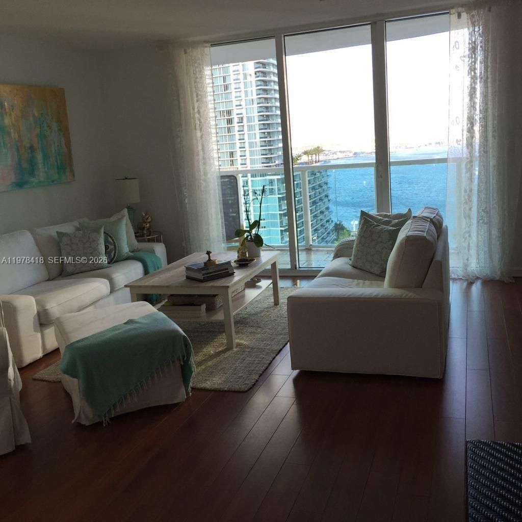 31 SE 5th St, Unit 2206, Miami, FL 33131 Photo