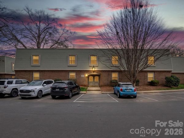 2628 Park Road, Unit G, Charlotte, NC 28209
