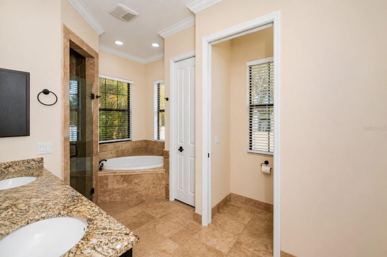 612 Barcelona Avenue, Venice, FL 34285 Photo