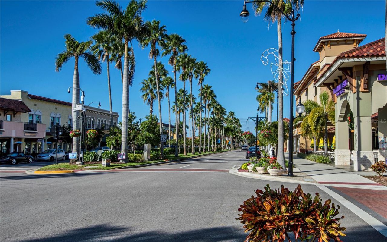 612 Barcelona Avenue, Venice, FL 34285 Photo