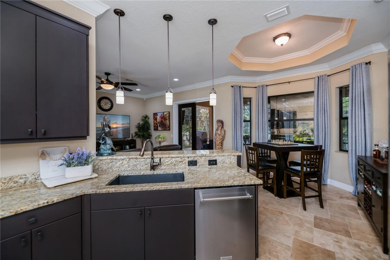612 Barcelona Avenue, Venice, FL 34285 Photo