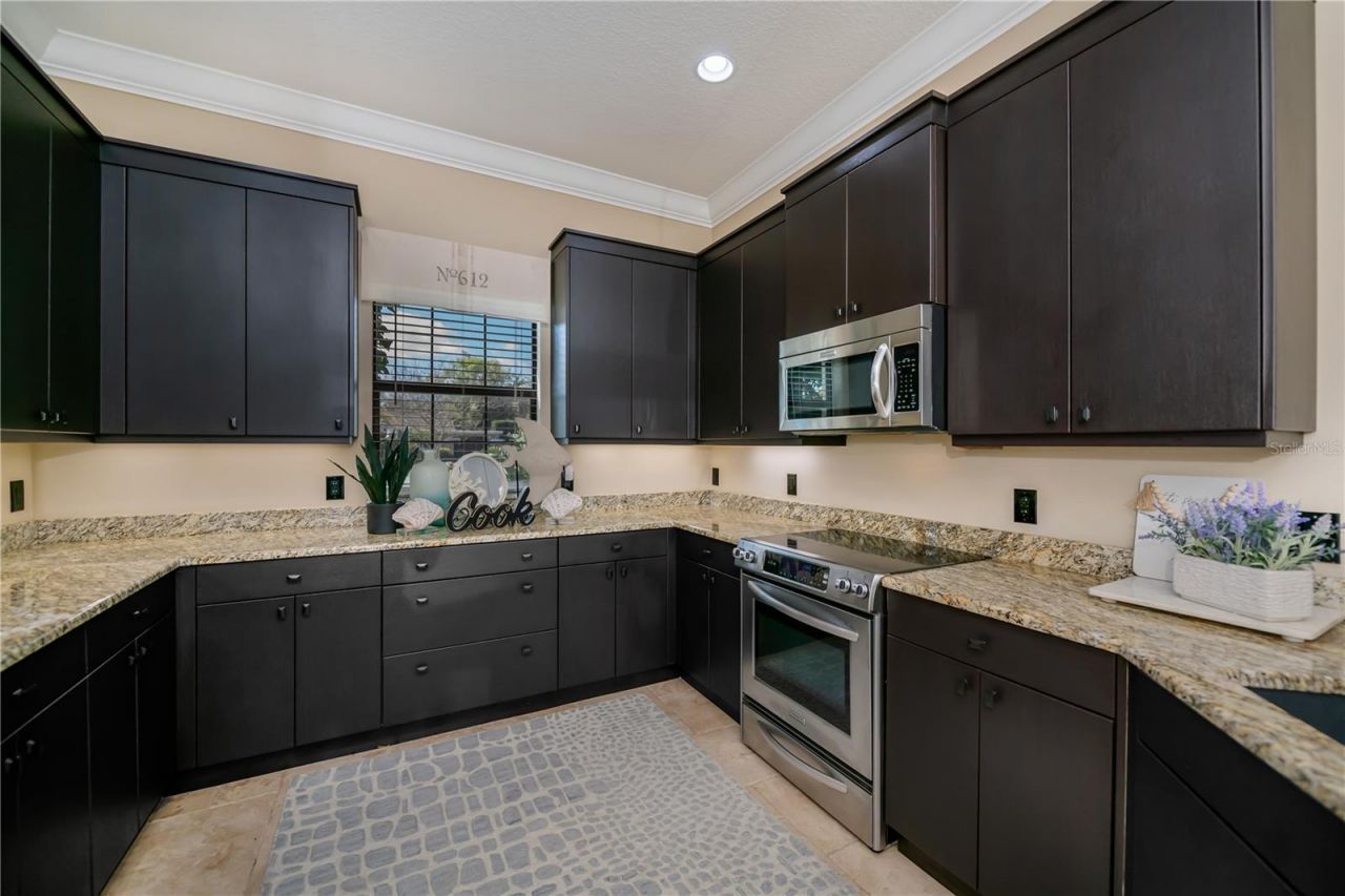 612 Barcelona Avenue, Venice, FL 34285 Photo