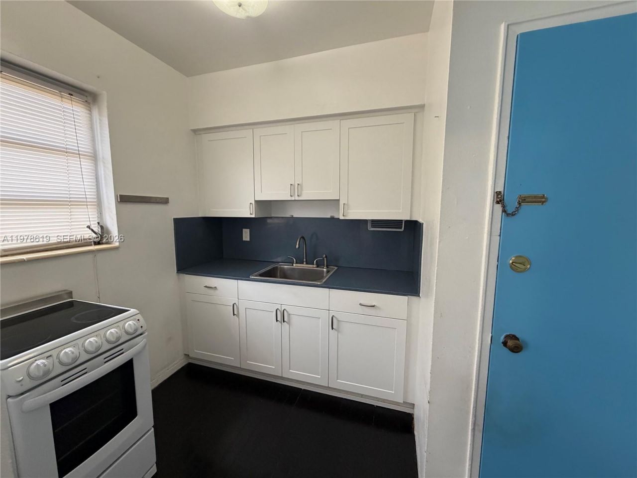 4730 Pine Tree Dr , Unit 11, Miami Beach, FL 33140 Photo