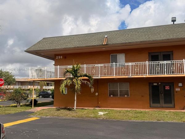 291 NW 177th St, Unit C-201, Miami Gardens, FL 33169
