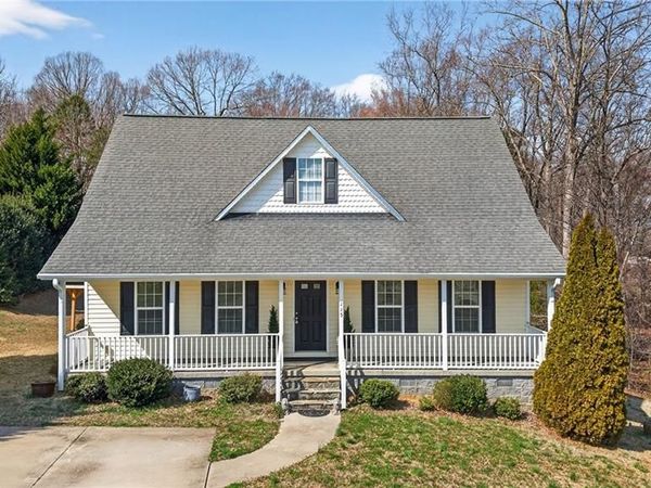 115 Evans Trail , Randleman, NC 27317