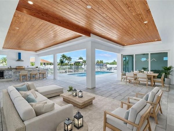 2029 SW 41st ST, CAPE CORAL, FL 33914