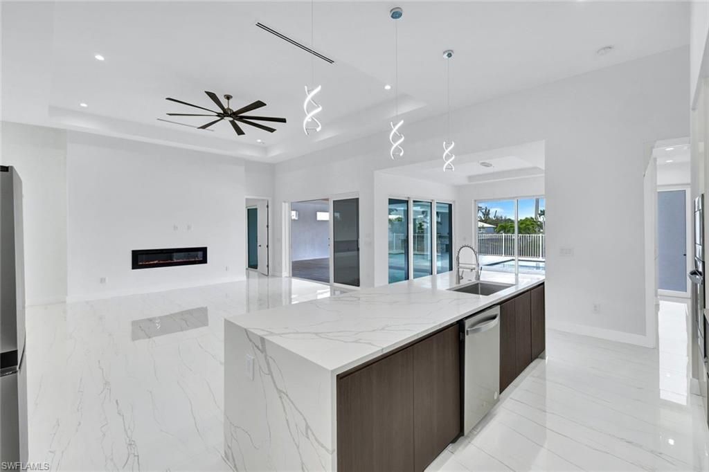 2029 SW 41st St, Cape Coral, FL 33914 Photo