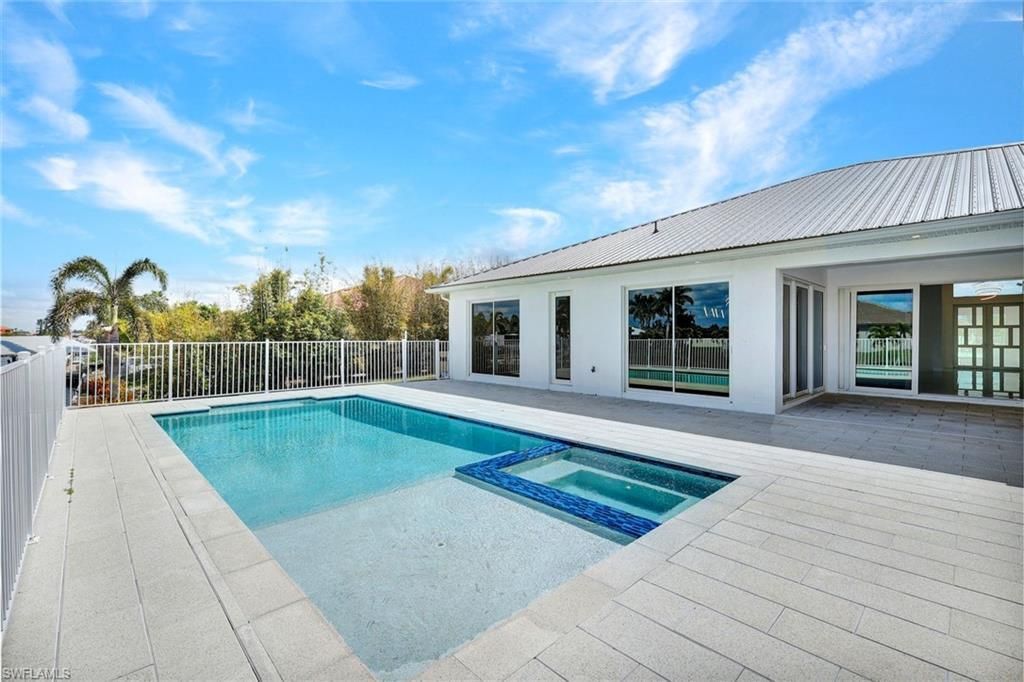 2029 SW 41st St, Cape Coral, FL 33914 Photo