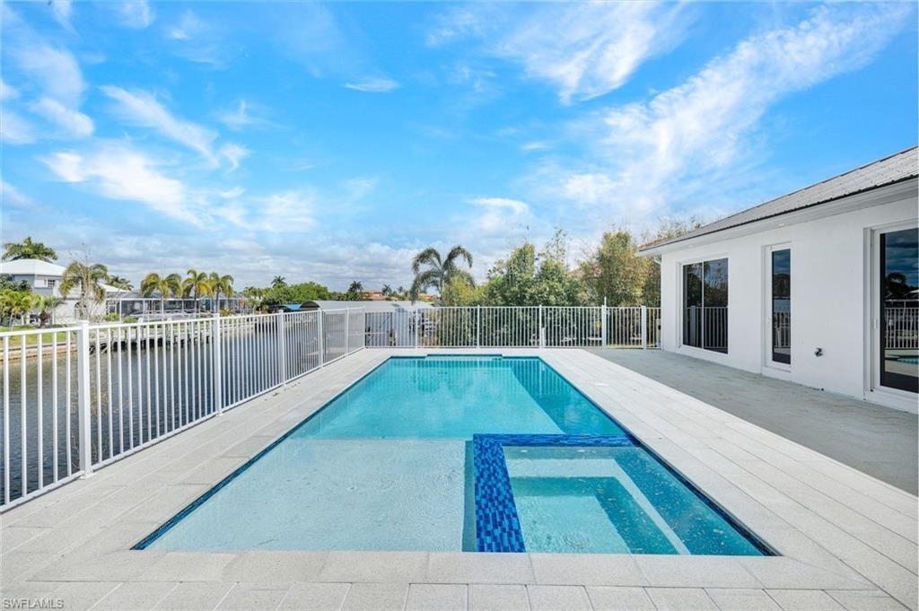 2029 SW 41st St, Cape Coral, FL 33914 Photo