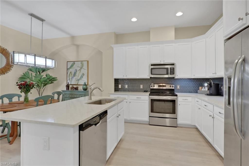 9524 Isla Bella Cir, Bonita Springs, FL 34135 Photo