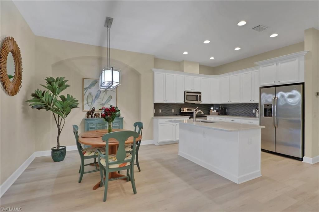 9524 Isla Bella Cir, Bonita Springs, FL 34135 Photo