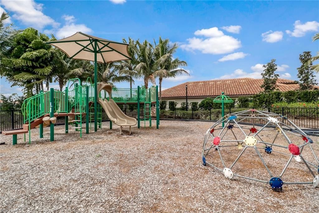 9524 Isla Bella Cir, Bonita Springs, FL 34135 Photo