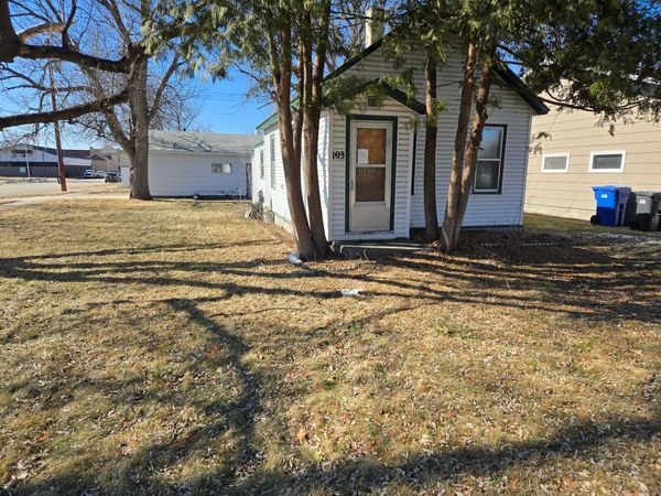103 3rd Street NE, Barnesville, MN 56514