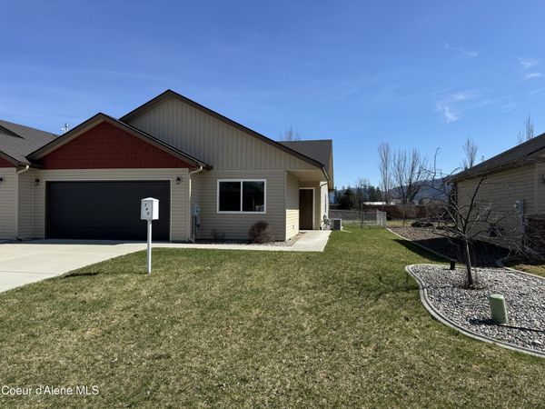 843 W Woodlawn DR, Hayden, ID 83835