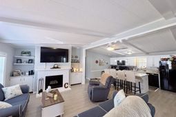 3243 Pecan Trail  photo 4