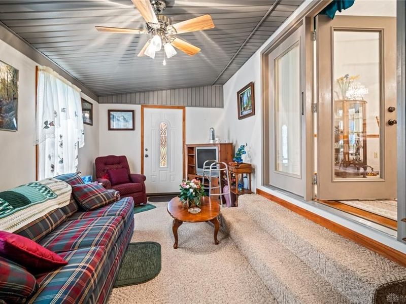 650 Beachler Drive, Carlisle, OH 45005 Photo 18