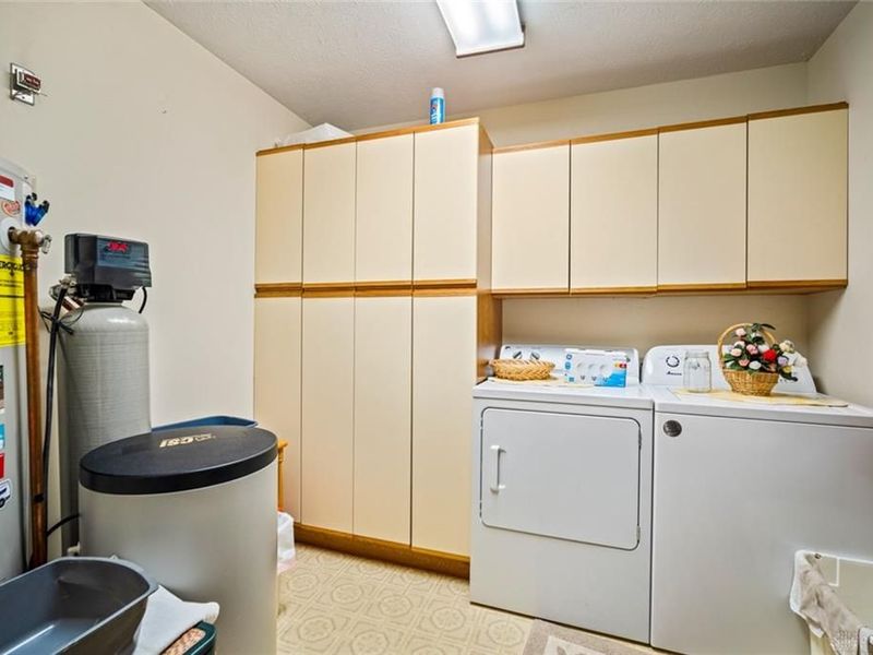 650 Beachler Drive, Carlisle, OH 45005 Photo 19