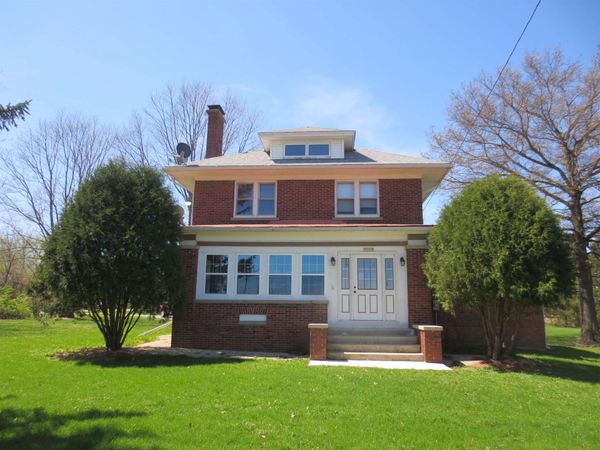 14086 IL Route 76, CALEDONIA, IL 61011