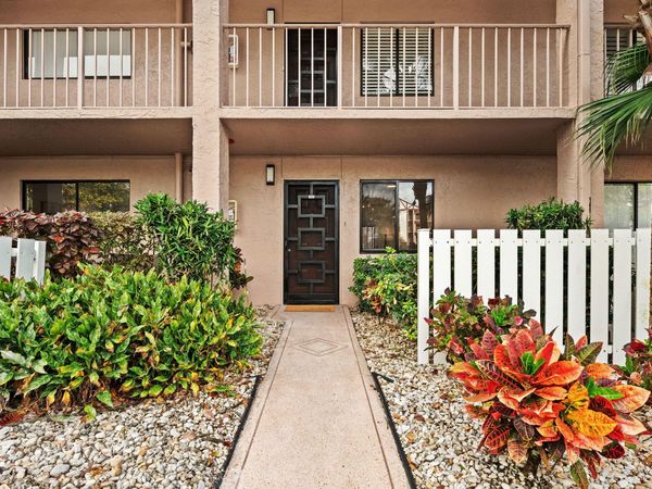 7280 Amberly Lane, Unit 103, Delray Beach, FL 33446