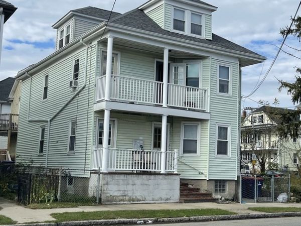 831 Belleville Ave, Unit 3, New Bedford, MA 02745