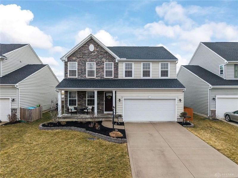 6294 Willow Oak Drive, Tipp City, OH 45371 Photo 2